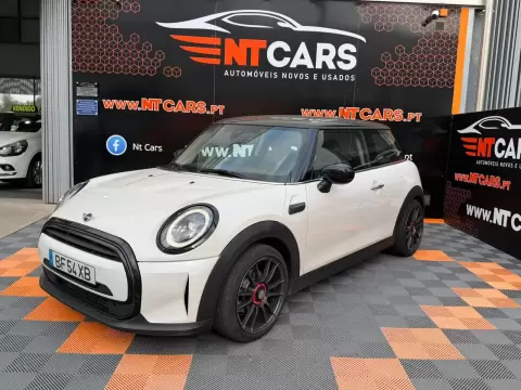 MINI 3 Portas Cooper Premium First 4Business