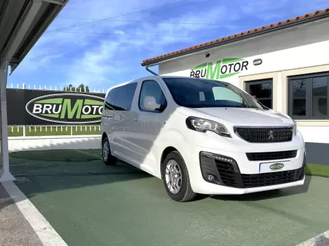 Peugeot Traveller 2.0 BlueHDi L2H1 Business Standard