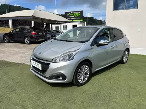 Peugeot 208 1.2 PureTech Allure