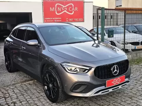 Mercedes-Benz GLA 180 D 8g Dct Progressive