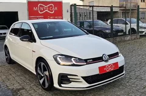 VW Golf 2.0 TSI GTI Performance