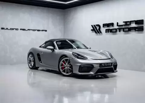 Porsche 718 Spyder Standard