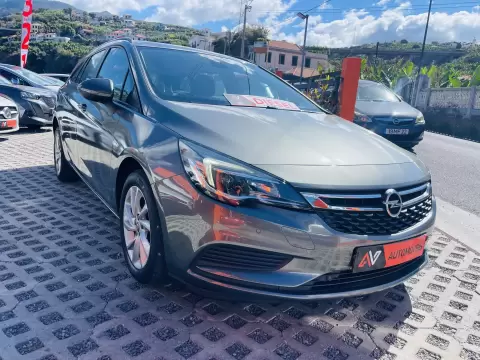 Opel Astra Caravan