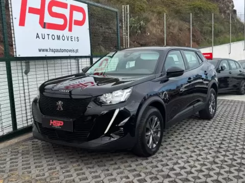 Peugeot 2008 1.2 PureTech Active EAT8