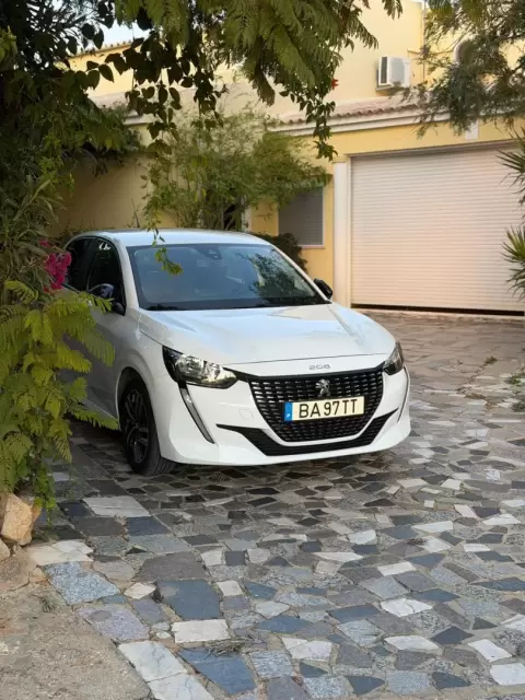 Peugeot 208 1.2 PureTech