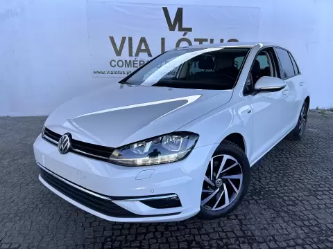 VW Golf 1.6 TDI Confortline