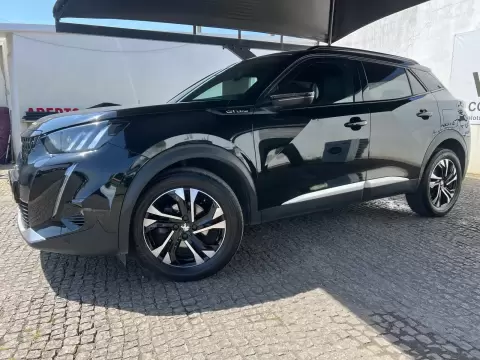 Peugeot 2008 GT LINE