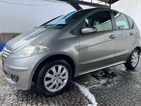 Mercedes-Benz A 180 elegance cx auto