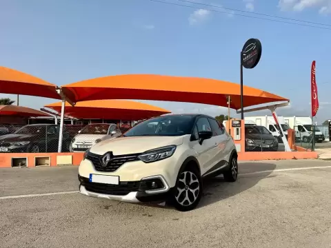 Renault Captur 0.9 TCE Exclusive