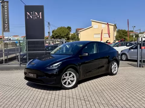 Tesla Model Y Tração Traseira