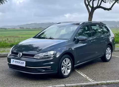 VW Golf Variant 1.6 TDi Confortline DSG