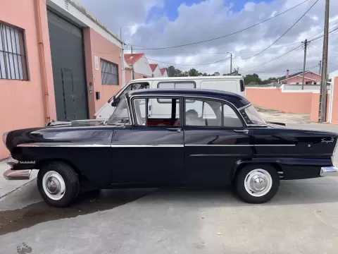 Vauxhall Outro Victor F