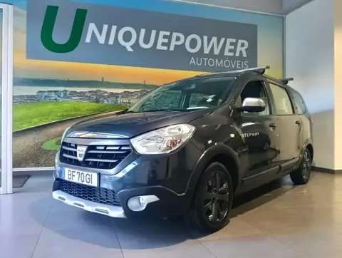 Dacia Lodgy TCe 115 Stepway