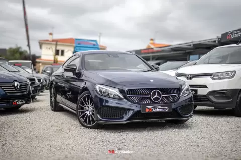 Mercedes-Benz C 220 D Coupé AMG Line 9G-Tronic