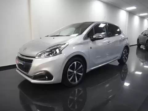 Peugeot 208 Puretech 110 Stop Start Tech Edition