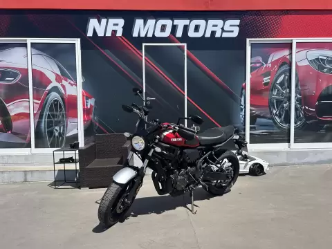 Yamaha XSR 700