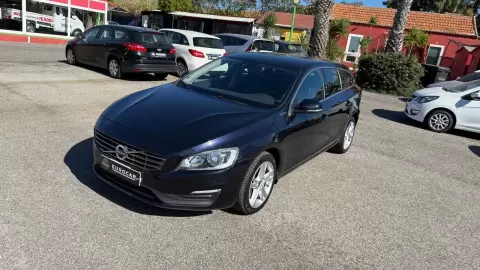 Volvo V60 AWD