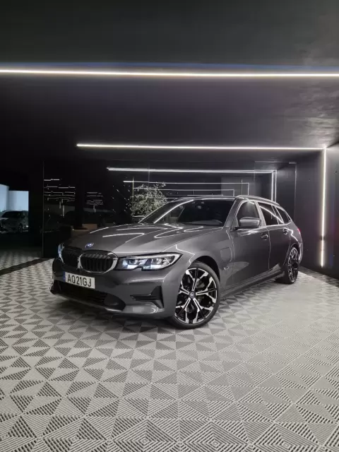 BMW 320 e Line Sport Auto