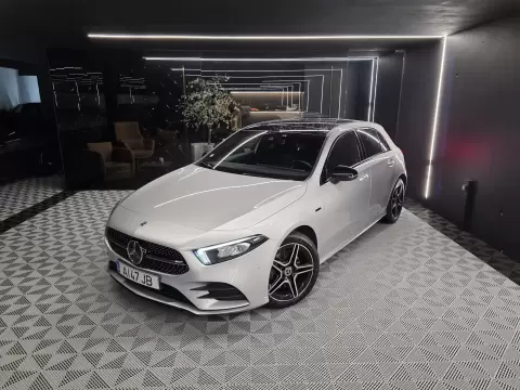 Mercedes-Benz A 250e AMG LINE