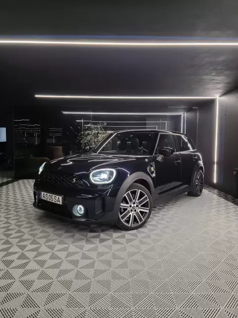 MINI Countryman Cooper SE ALL4 Yours Auto