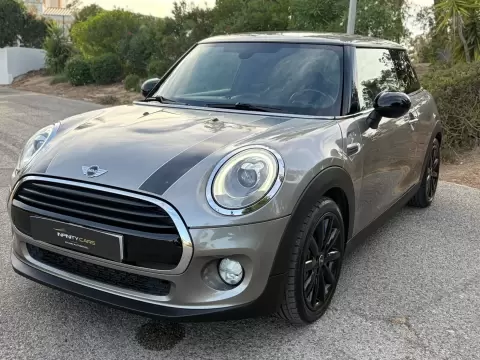 MINI 3 Portas One