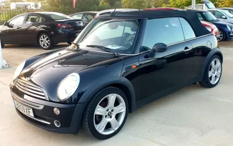 MINI Cabrio 1.6 i Sport