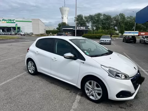 Peugeot 208 PureTech 82 Start & Stop Style