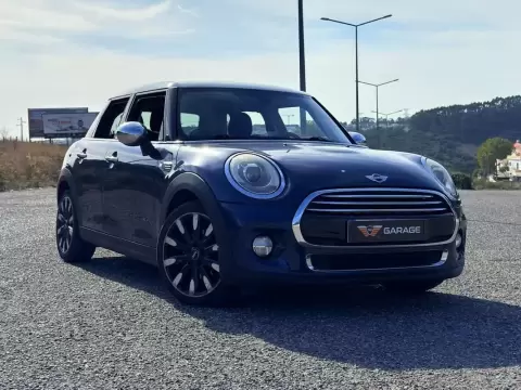 MINI 5 Portas Cooper D Auto