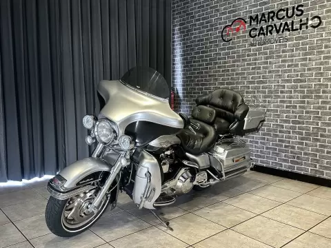 Harley-Davidson Ultra CLASSIC