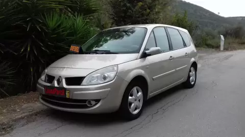 Renault Mégane Scénic 1.5 DCI BREAK DYNAMIQUE