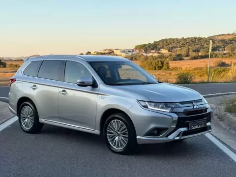 Mitsubishi Outlander 2.4 Instyle