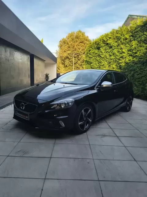 Volvo V40 1.6 D2 R-Design