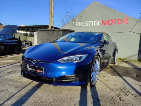 Tesla Model S 75D