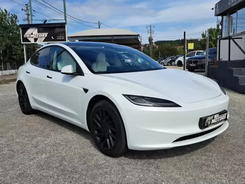 Tesla Model 3 Tração Traseira Premium