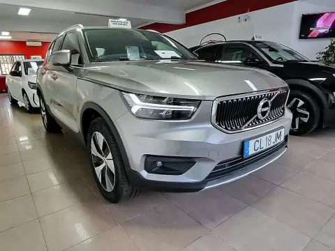 Volvo XC 40 1.5 T2 Momentum Plus Geartronic