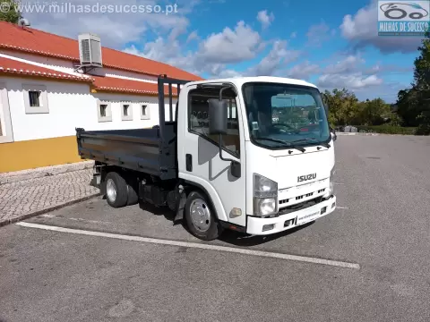 Isuzu NLR 85 3.0 Tri-basculante C/IVA