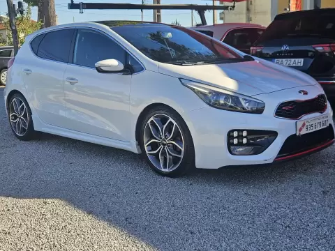 Kia Ceed 1.6 T-GDi GT TOP