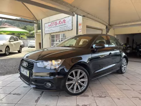 Audi A1 Sportback 1.6 TDi S-line S tronic
