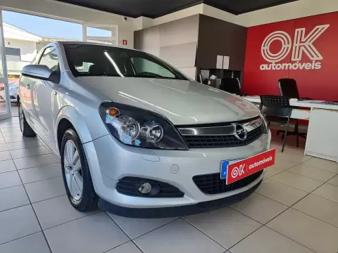 Opel Astra GTC 1.3 CDTi