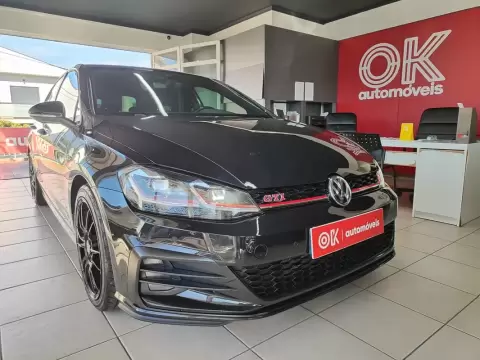 VW Golf 2.0 TSI GTI DSG Performance