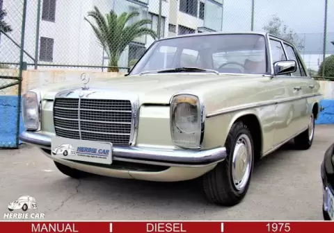Mercedes-Benz 220 W115 220 D