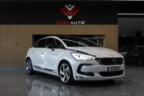 DS DS5 2.0 Hybrid4 Sport Chic
