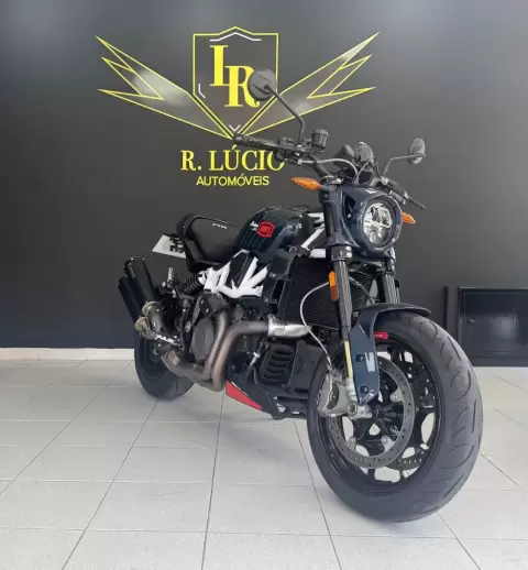 Indian FTR R CARBON