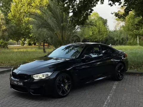 BMW M4 Auto