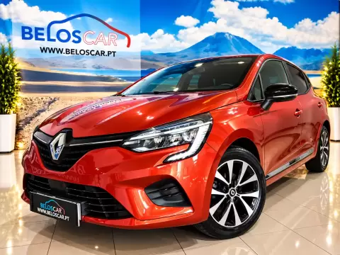 Renault Clio TCe 100 INTENS