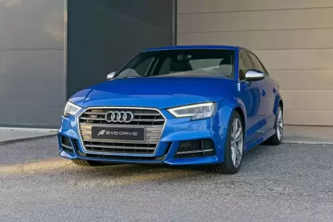 Audi S3 Limousine TFSI quattro S tronic