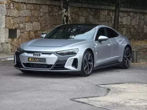 Audi e-tron GT quattro