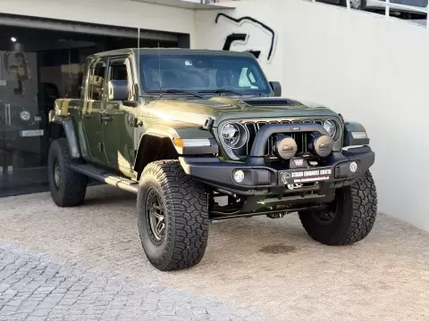 Jeep Gladiator 3.0 CRD Overland AT8