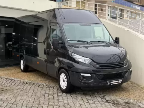Iveco Daily 3.0 diesel hka 35 S V Radstand 4100