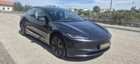 Tesla Model 3 Tração Traseira Premium